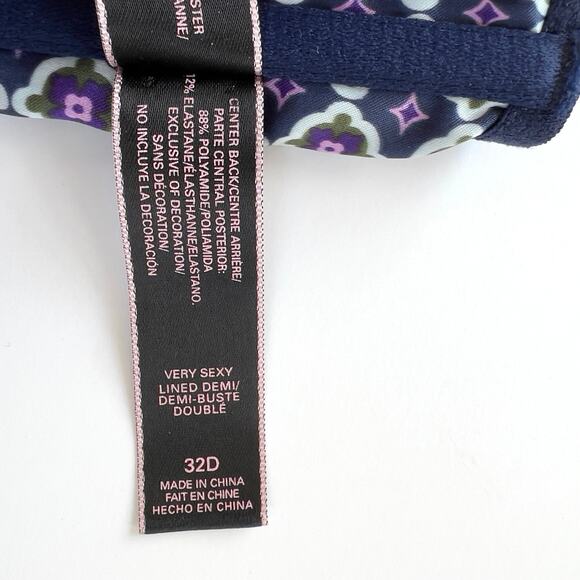 Victoria’s Very Sexy Demi Lined Women’s bra - Picture 3 of 4